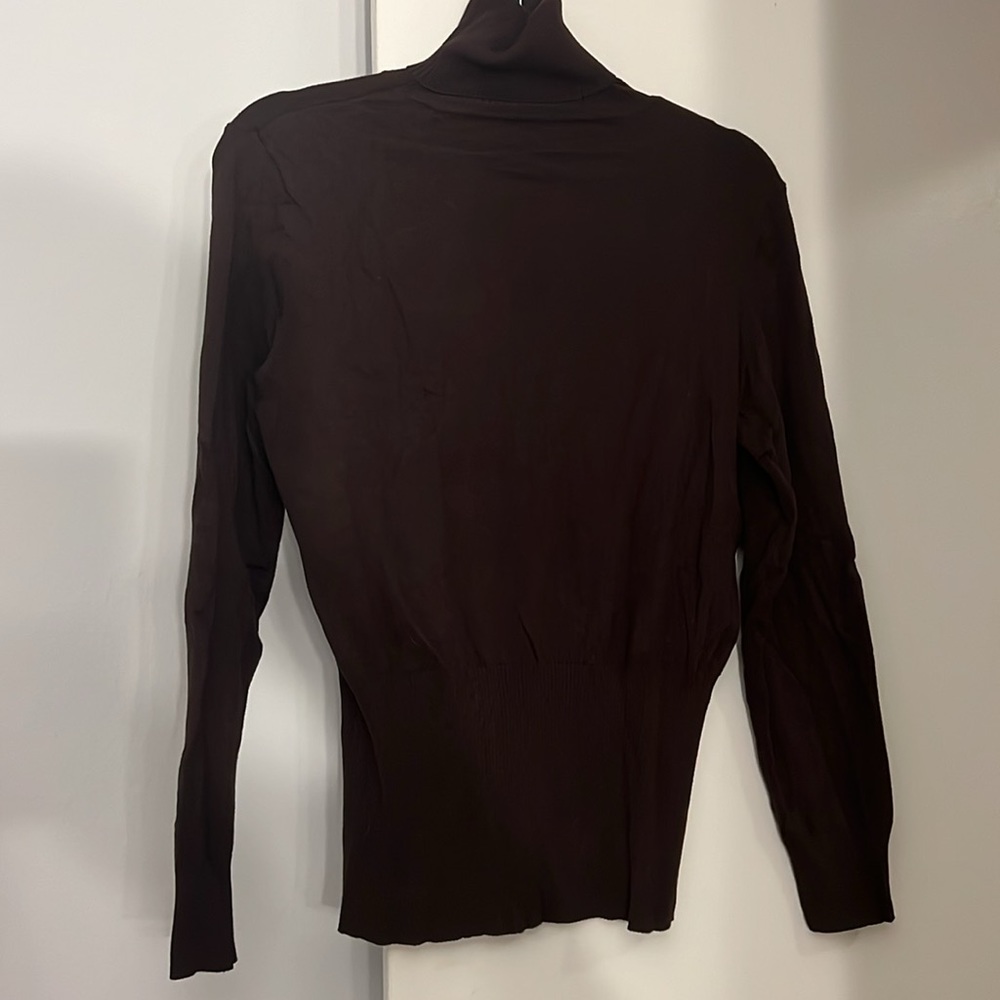 Tracy M Turtleneck Sweater ( cotton and spandex). Front design. Size S. Brown. - Picture 3 of 4